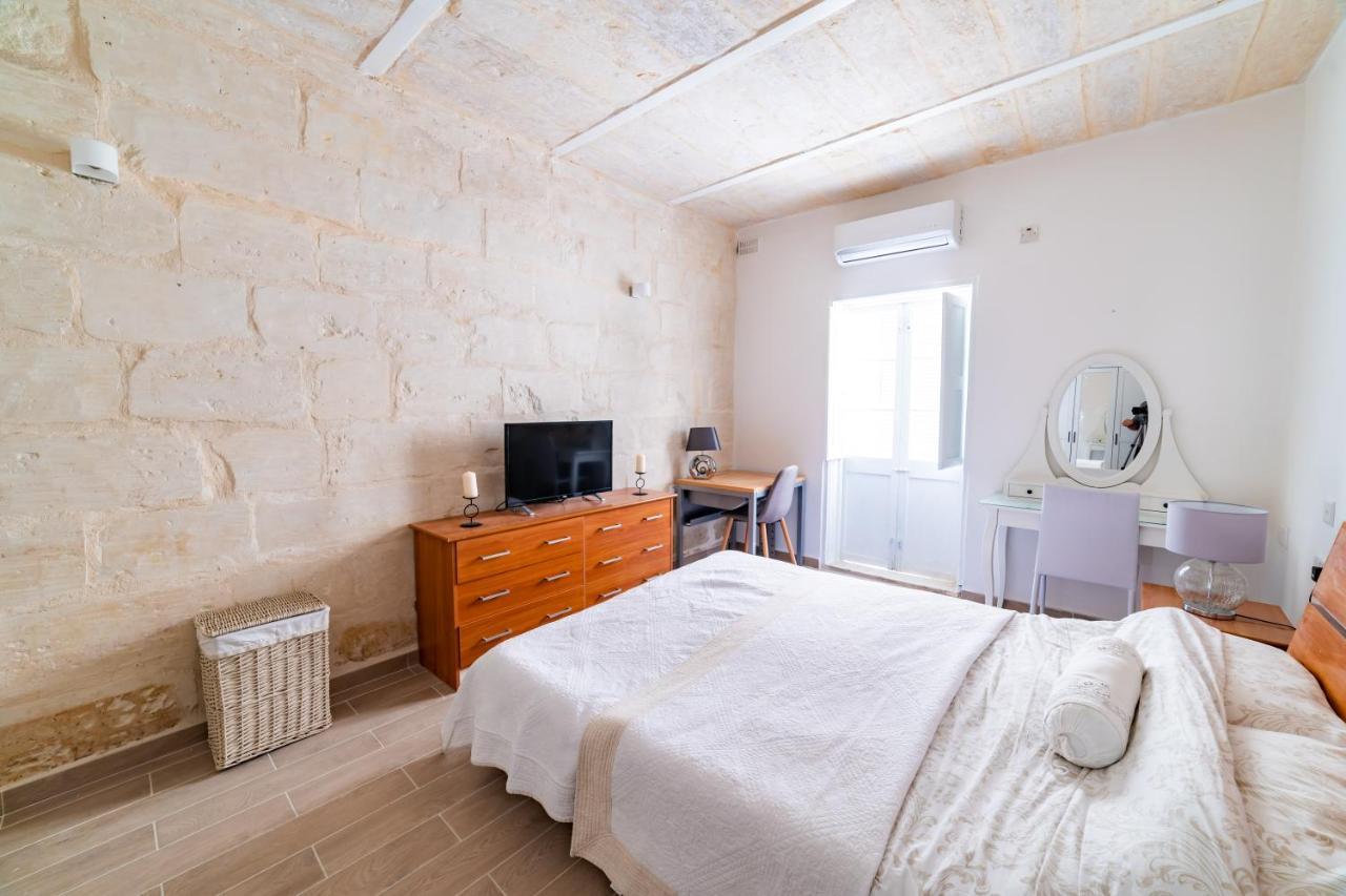 Central Valletta Townhouse-Hosted By Sweetstay Eksteriør bilde